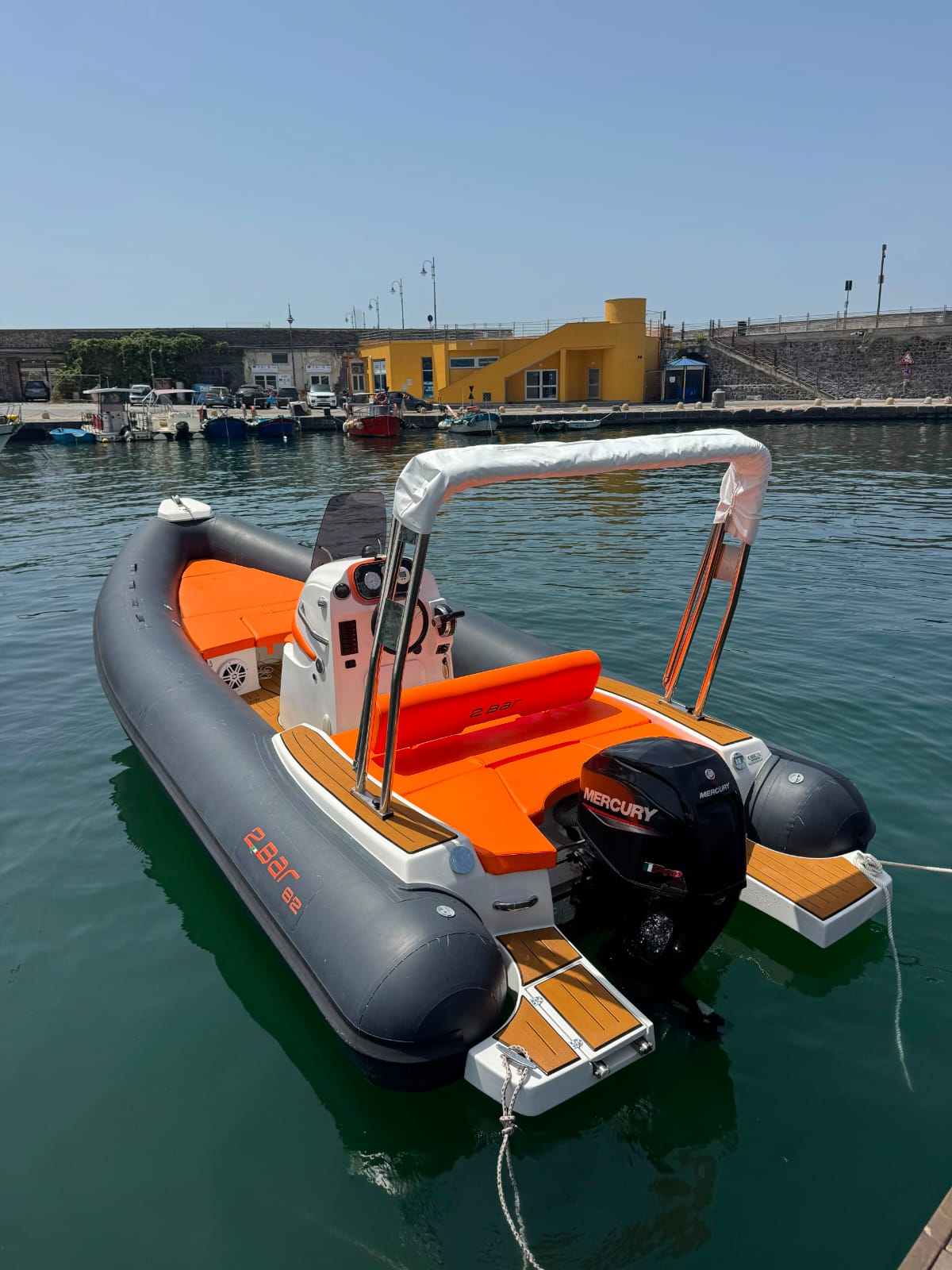 Gommone 2.bar 62 -40cv